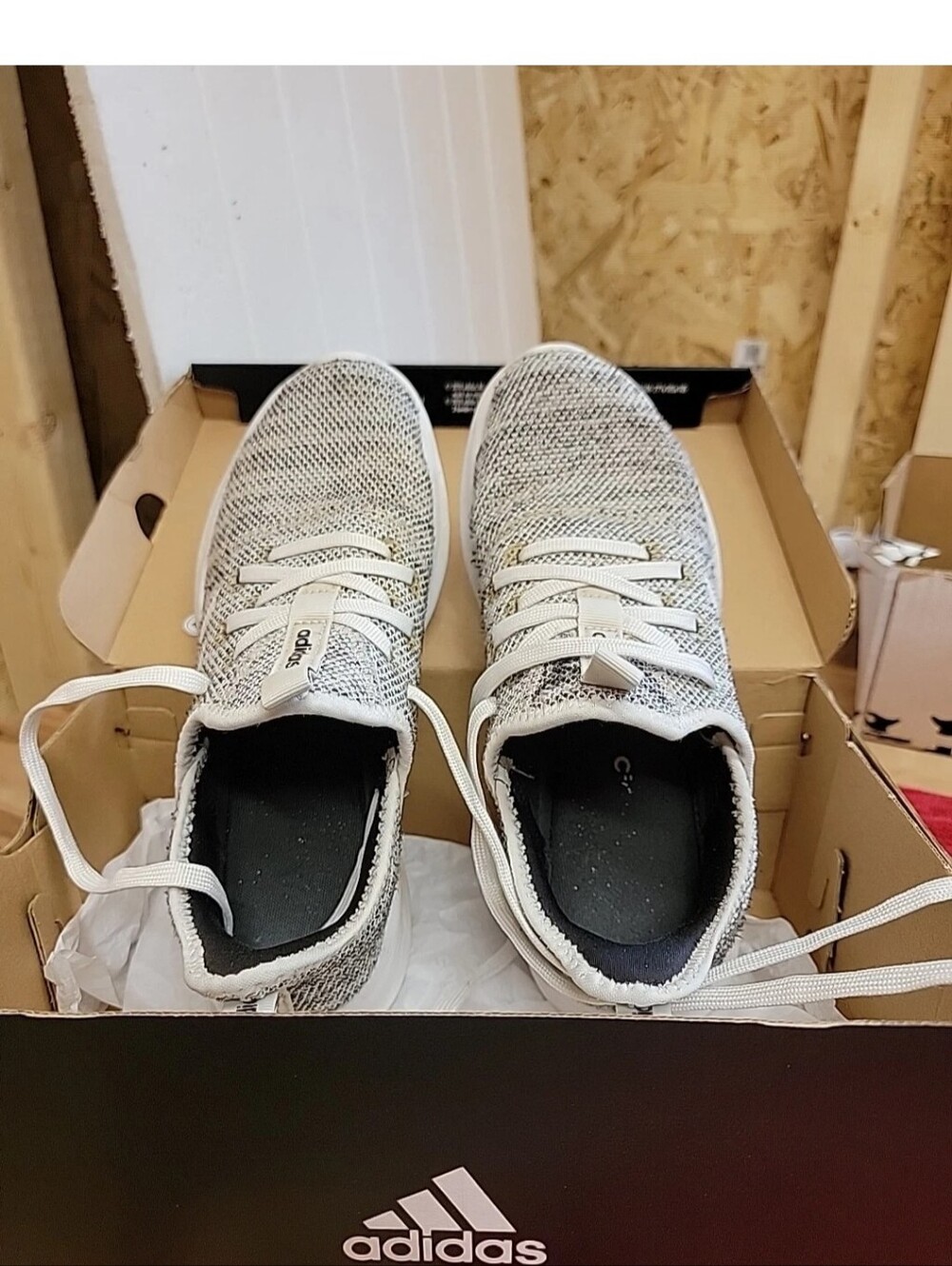 Womens Adidas Shoes Size 6 " USED"